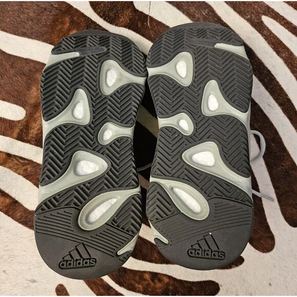 Adidas Yeezy Boost 700 Size 6.5 Salt main image 4